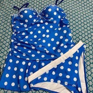 Women’s tankini type two piece never worn 3XL